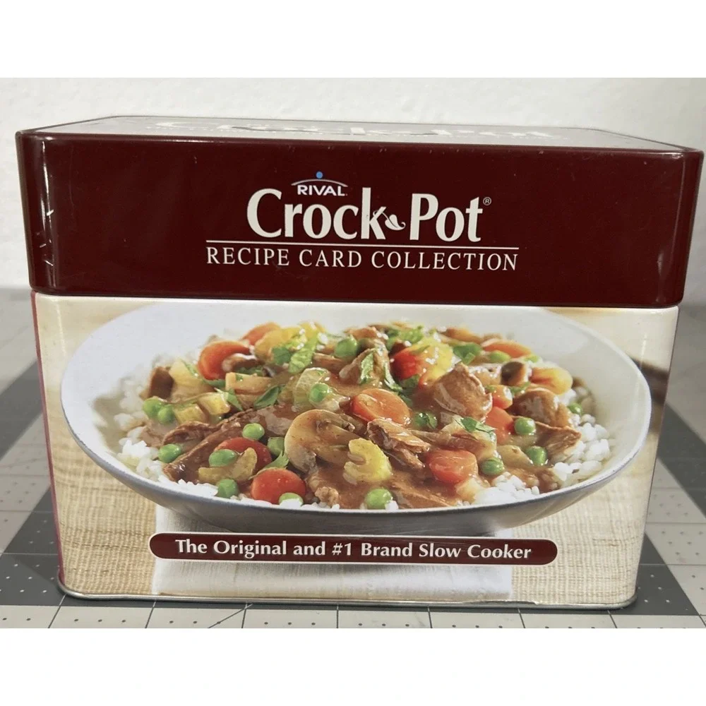 Rival Crock Pot Recipe Card Collection in Tin Box Never Used Include BLANK cards